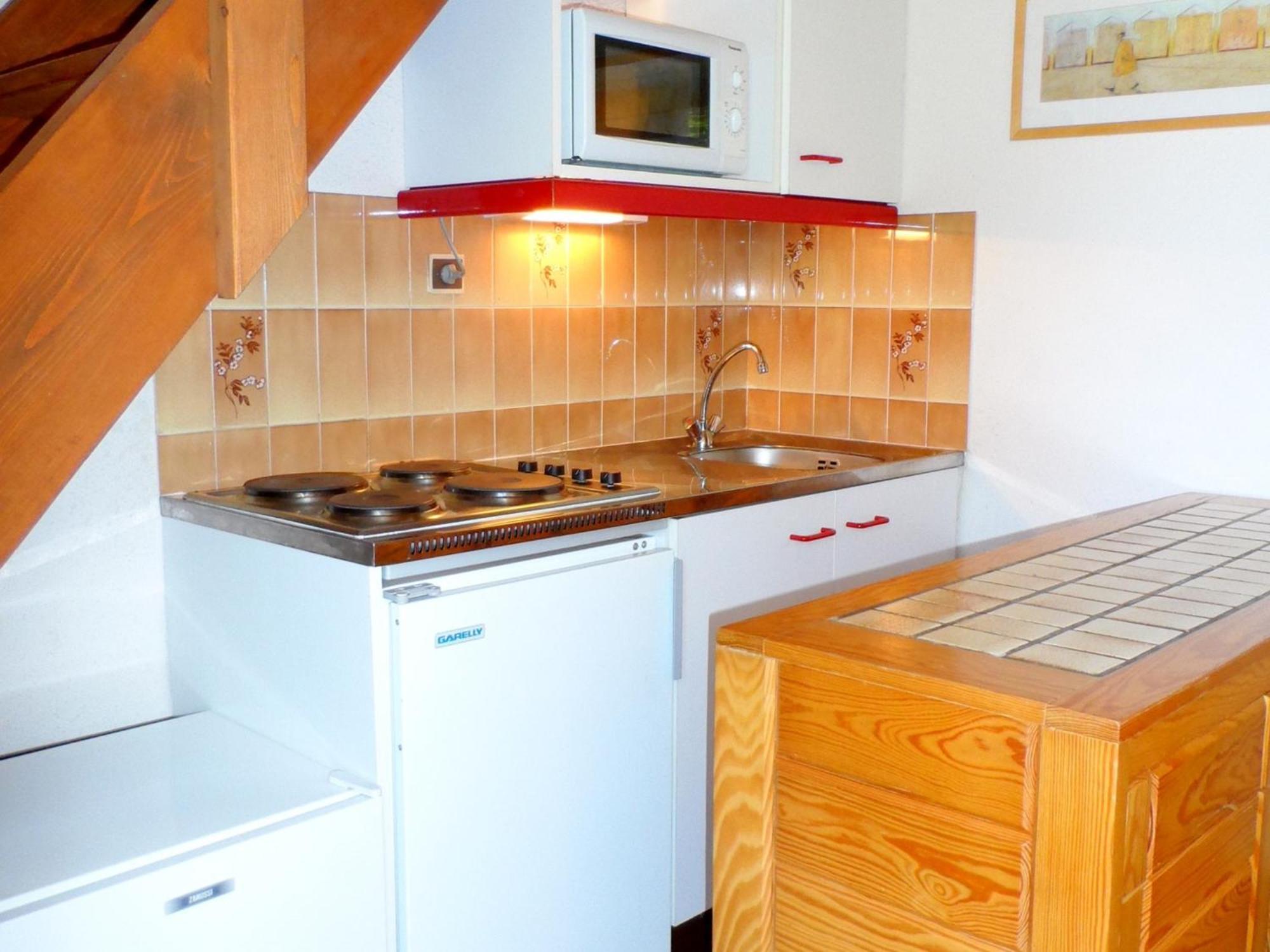 Charmant Cottage Normand Avec Jardin, Proche Hippodrome, Piscine Chauffee Et Tennis, Parking Prive - Fr-1-487-288 Cabourg Εξωτερικό φωτογραφία